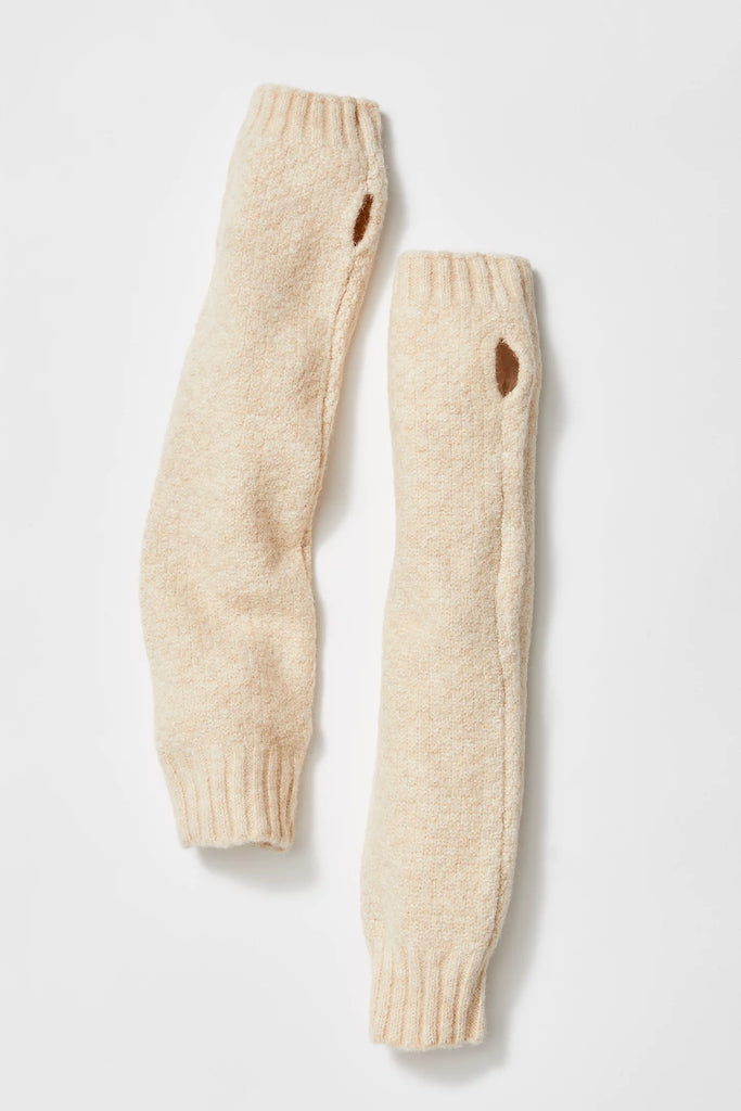 Free People Amour Knit Arm Warmers in Cream - Laluxe Femme