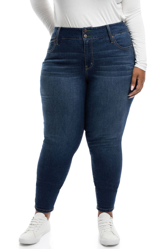Plus size sustainable denim skinny jeans