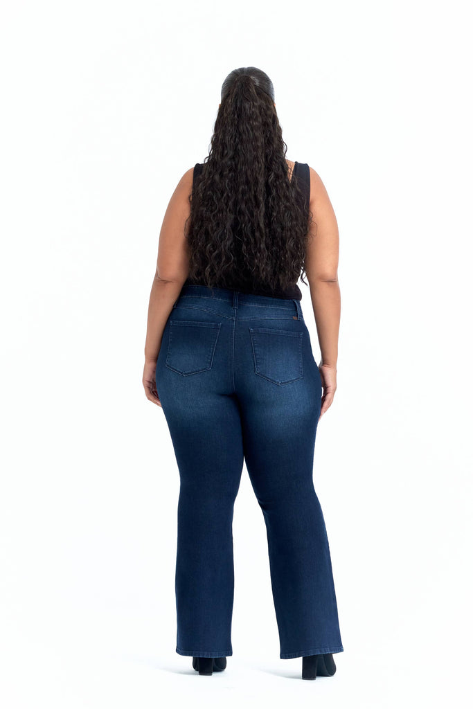 Sustainable Flare Jean in Giovanna 32” Long 24W - Laluxe Femme