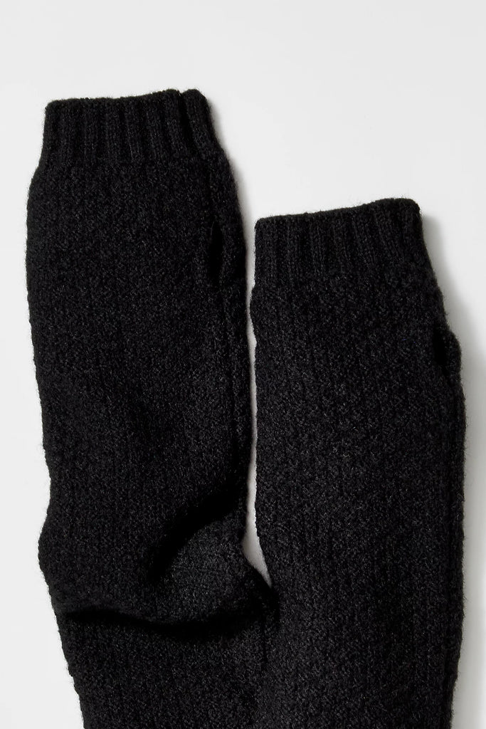 Free People Amour Knit Arm Warmers in Black - Laluxe Femme