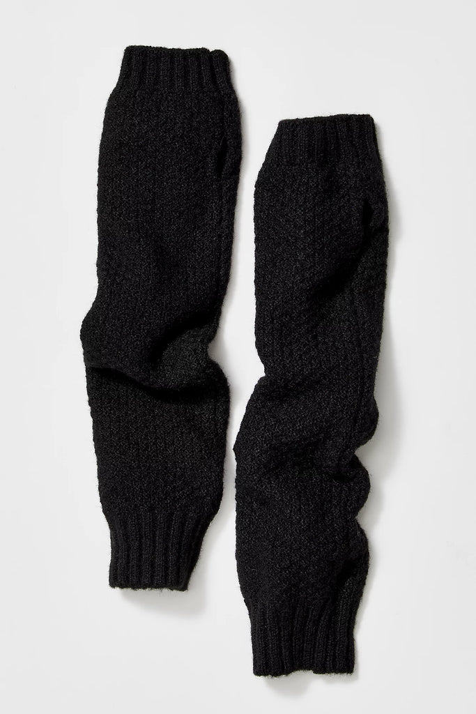 Free People Amour Knit Arm Warmers in Black - Laluxe Femme