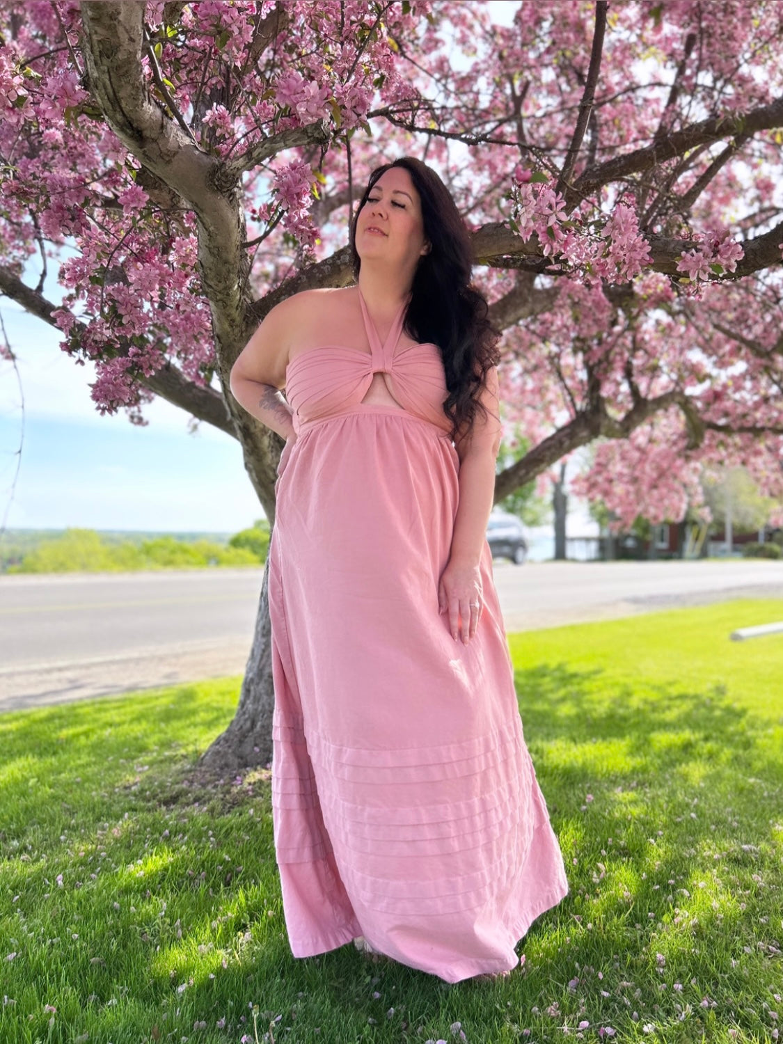 Penelope Halter Linen Maxi Dress in Rose Pink | Plus Size Sustainable Fashion Laluxe Femme Penelope Halter Linen Maxi Dress in Rose Pink | Plus Size Sustainable Fashion Laluxe Femme