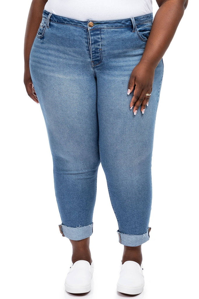 Sustainable Girlfriend Jeans in 18W - Laluxe Femme