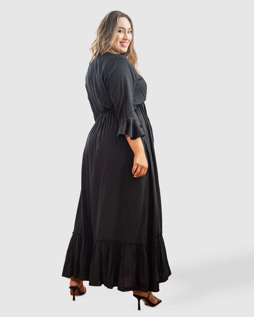 Nicole Maxi Dress in Black  | Plus Size Sustainable Fashion